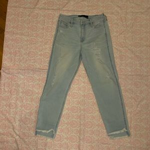 Light washed HIGH RISE BOYFRIEND jeans